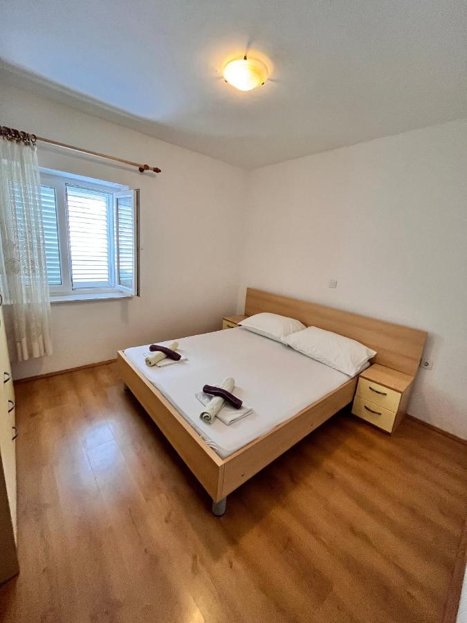 Apartments By The Sea Metajna, Pag - 6465 Exterior photo